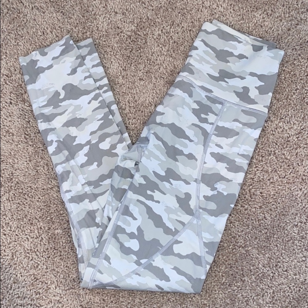 Camo leggings